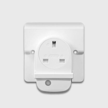 Front view of Plug Locking Cover with Smart Plug